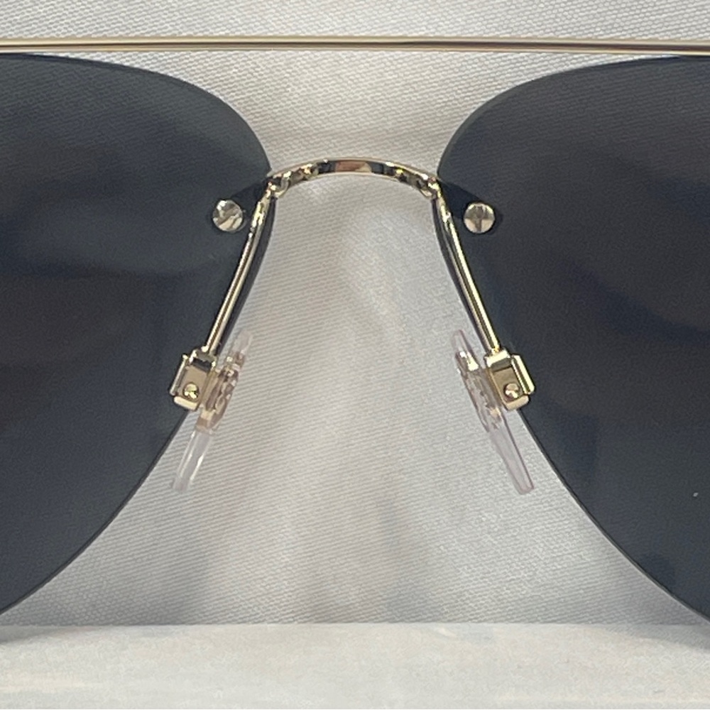 Burberry BE3151 Gold Rimless Aviator Sunglasses 60mm Gray Lenses Italy Designer - Picture 9 of 16